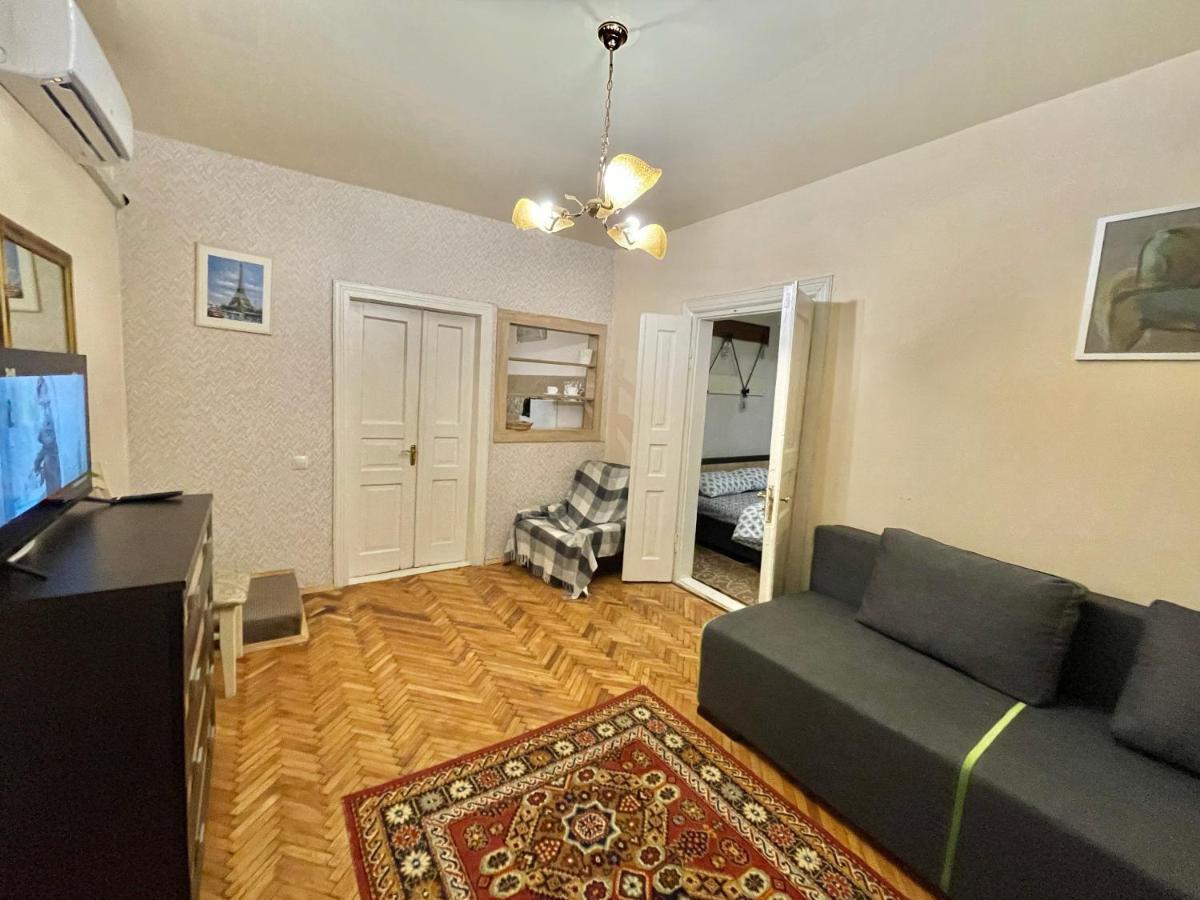 Style Apartments In Old Lviv Buitenkant foto