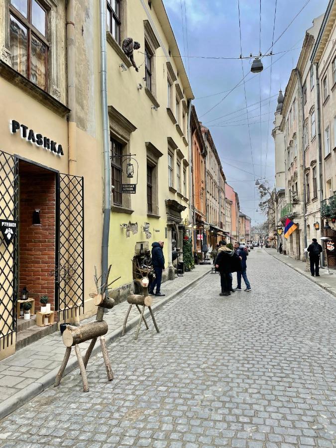 Style Apartments In Old Lviv Buitenkant foto