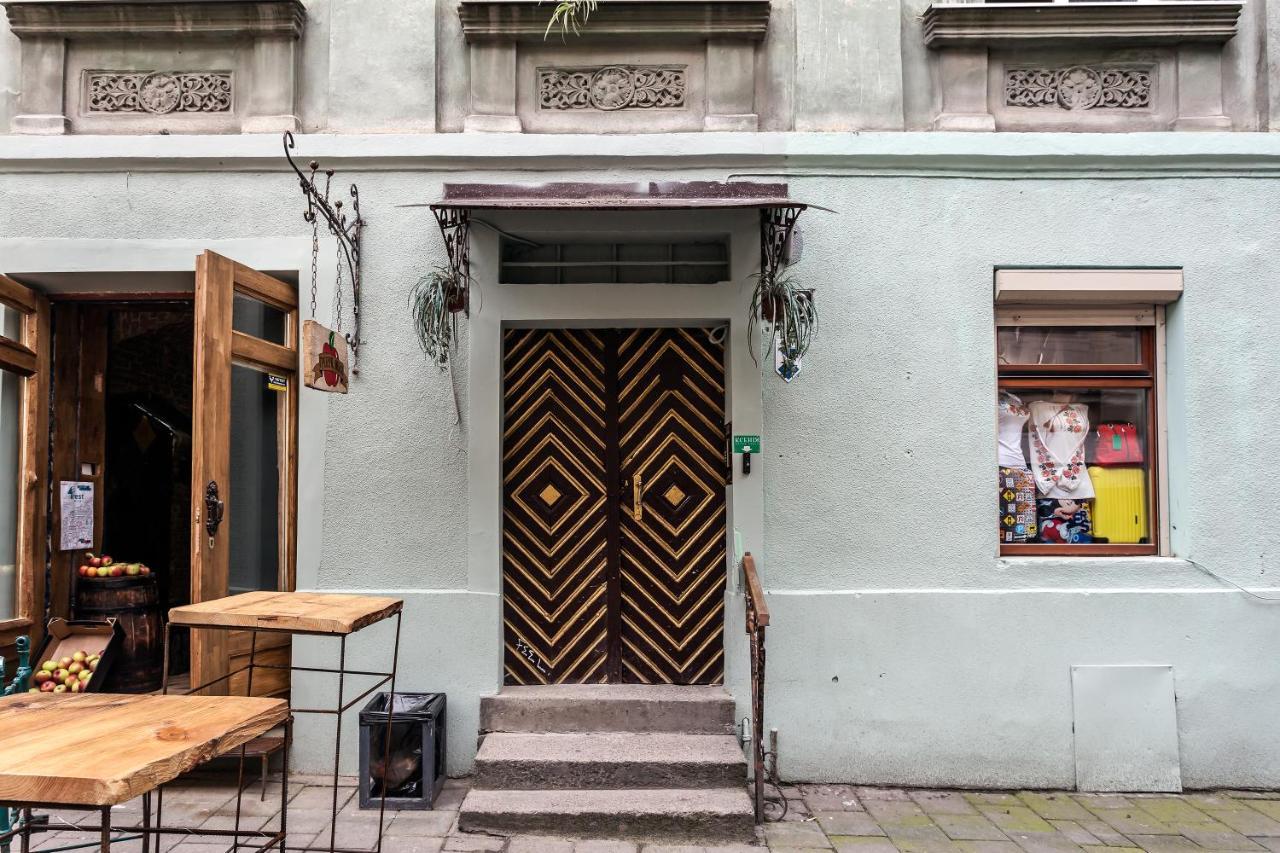 Style Apartments In Old Lviv Buitenkant foto